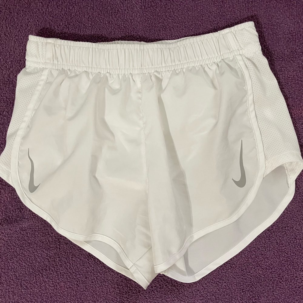 Nike DRI-FIT white running Short Woman’s size XS